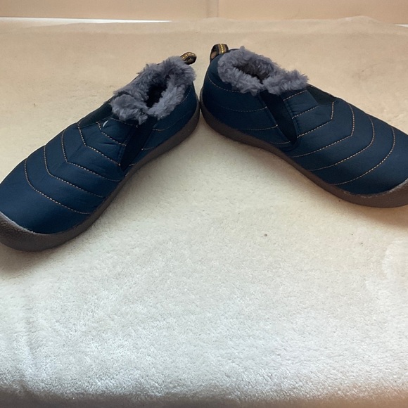 Cozy Blue Women's Mules with Faux Fur Lining - Picture 5 of 6